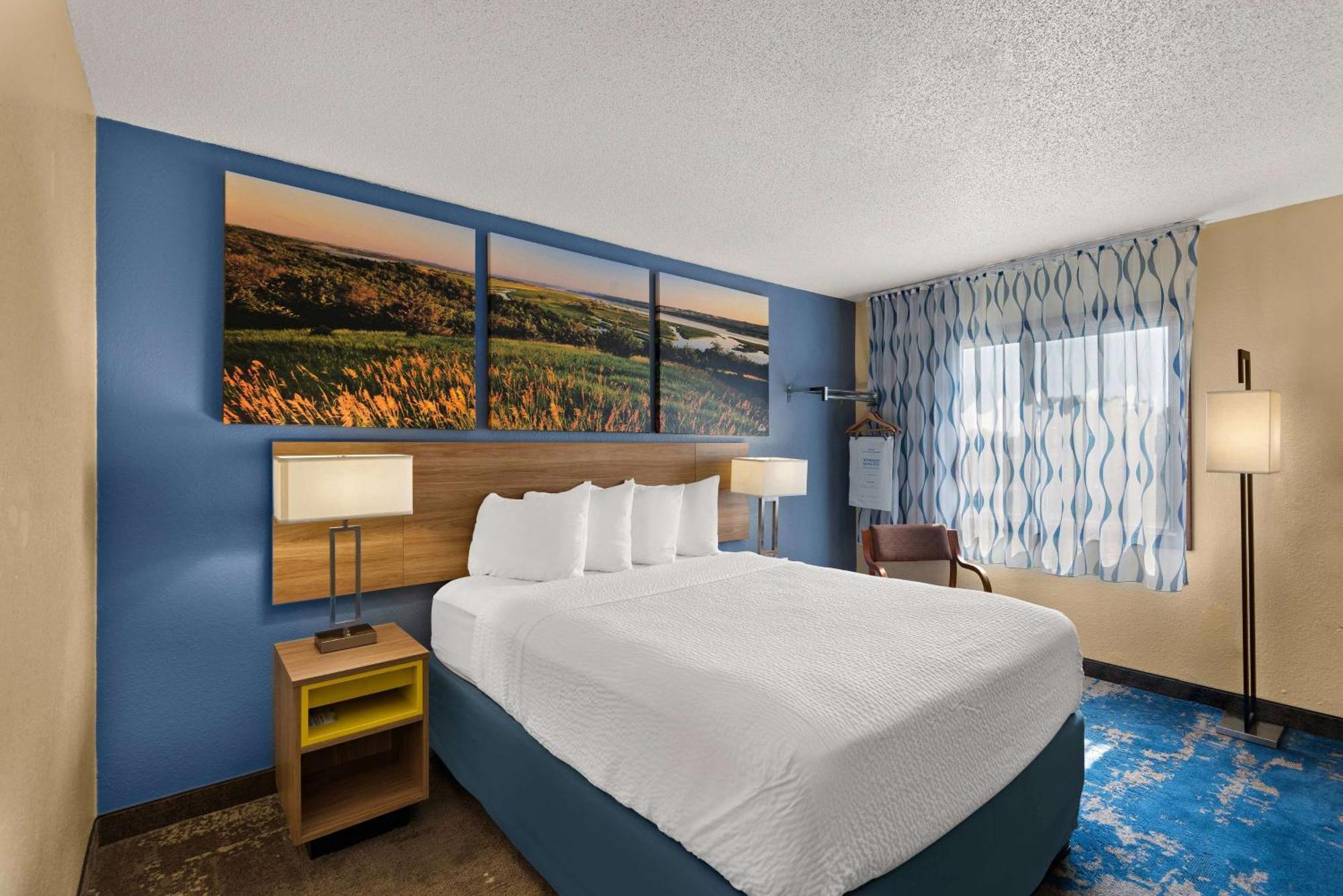 Days Inn By Wyndham Newton Ngoại thất bức ảnh